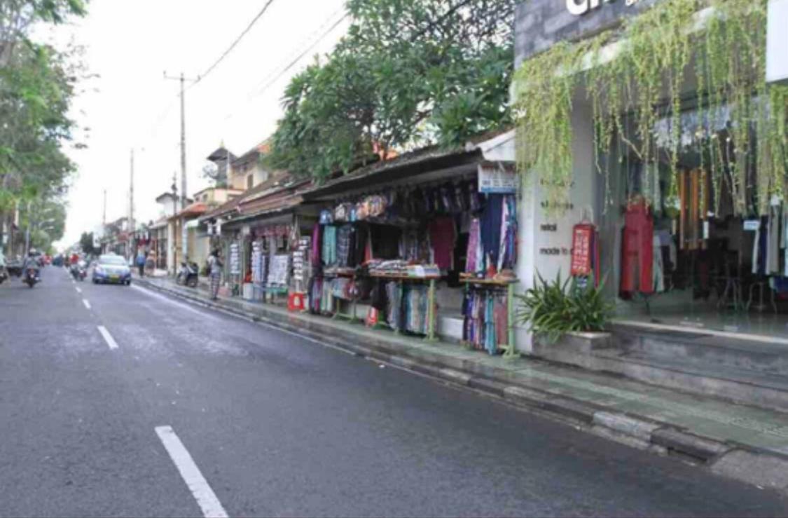Pili Pili Homestay 6 Legian Eksteriør bilde